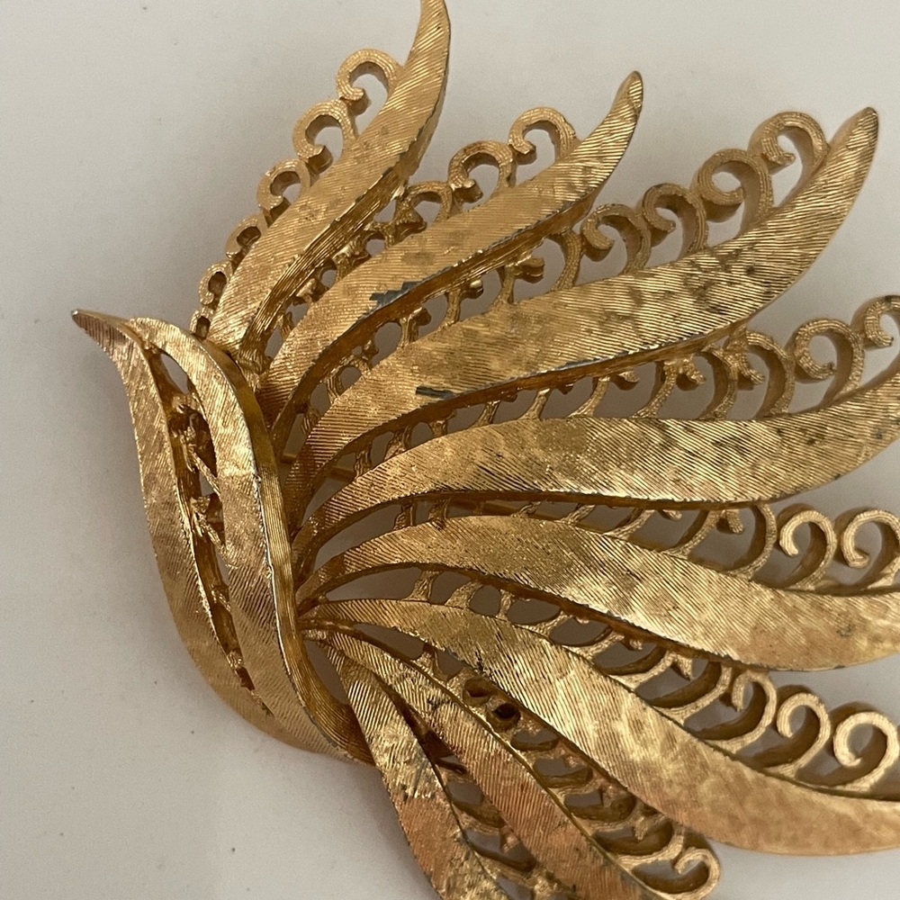 Vintage Monet Signed Goldtone Detailed Peacock Brooch